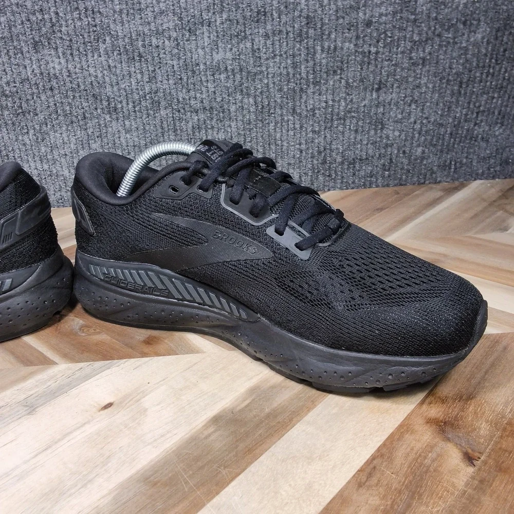 Brooks Beast GTS 24 Mens 10 D Running Shoes Black Black 1104251D020  Comfort